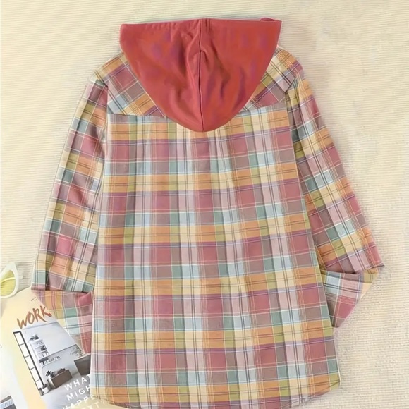 New Hooded button down shirt - Picture 2 of 3